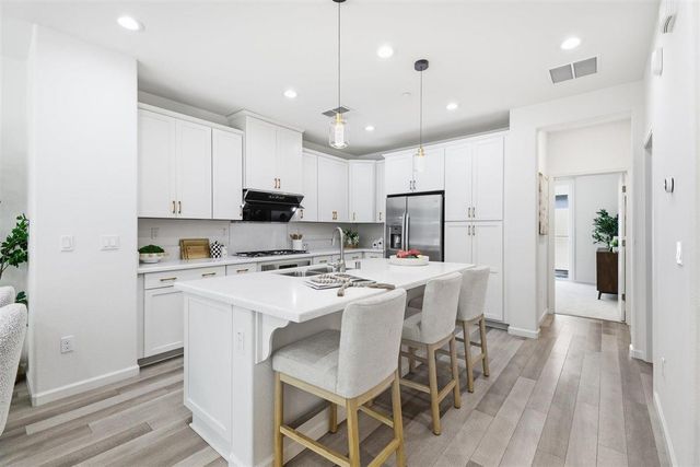 351 Charles Morris Terrace, Sunnyvale, CA 94085