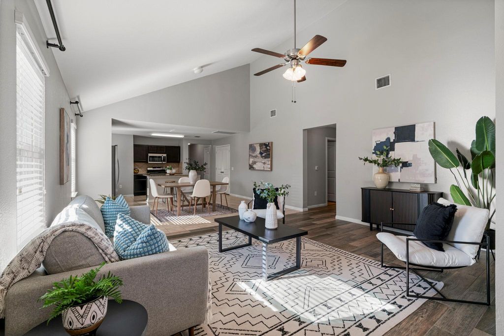 11221 Bachman DR, Austin, TX 78754