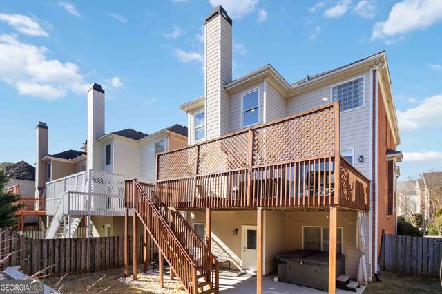 2450 Vivian Circle, Decatur, GA 30030