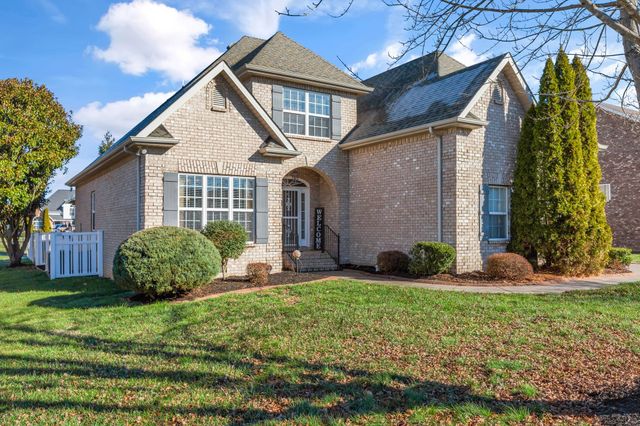 1328 Sam Houston Ave, Murfreesboro, TN 37129