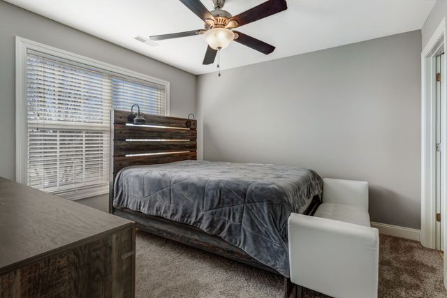 1328 Sam Houston Ave, Murfreesboro, TN 37129