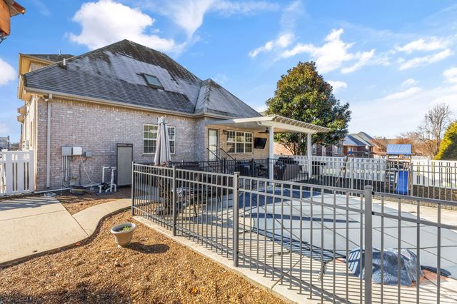 1328 Sam Houston Ave, Murfreesboro, TN 37129