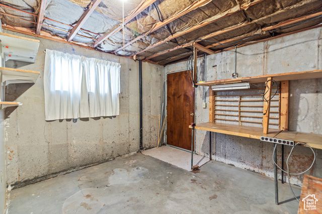 390 N 300 W, Aurora, UT 84620