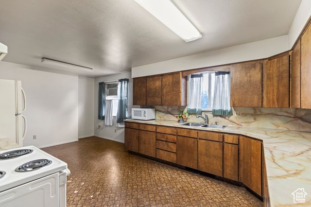 390 N 300 W, Aurora, UT 84620