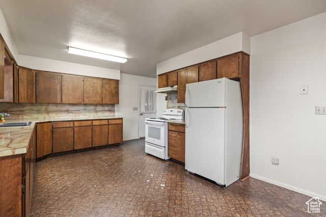 390 N 300 W, Aurora, UT 84620
