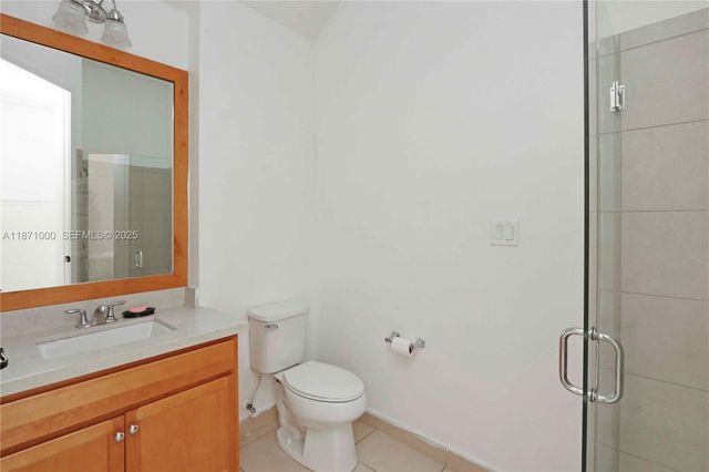 3293 W 98th Place, Hialeah, FL 33018