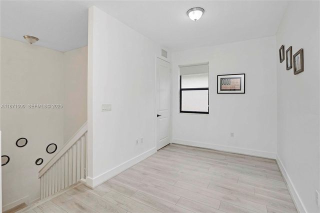 3293 W 98th Place, Hialeah, FL 33018