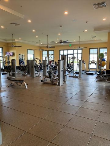 3293 W 98th Place, Hialeah, FL 33018