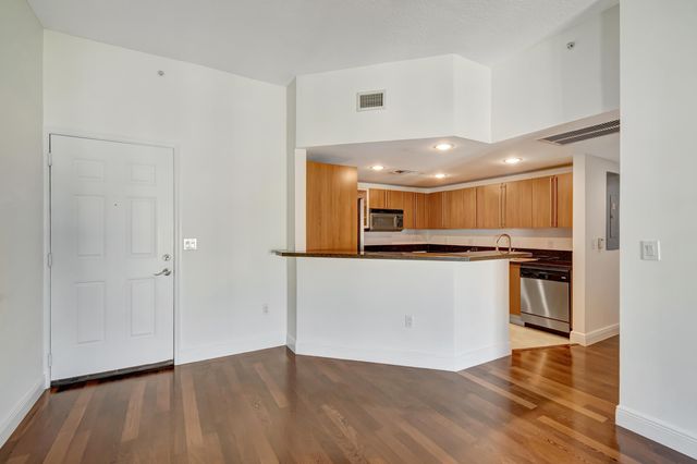 610 Clematis Street 833, West Palm Beach, FL 33401