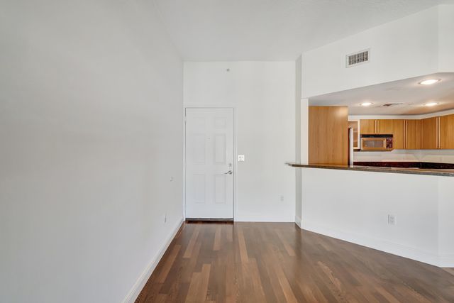 610 Clematis Street 833, West Palm Beach, FL 33401