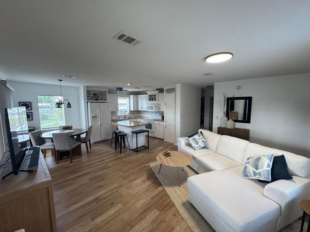 8924 Princess Donna Court E, Boynton Beach, FL 33436