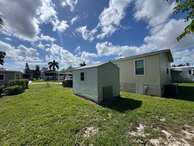 8924 Princess Donna Court E, Boynton Beach, FL 33436