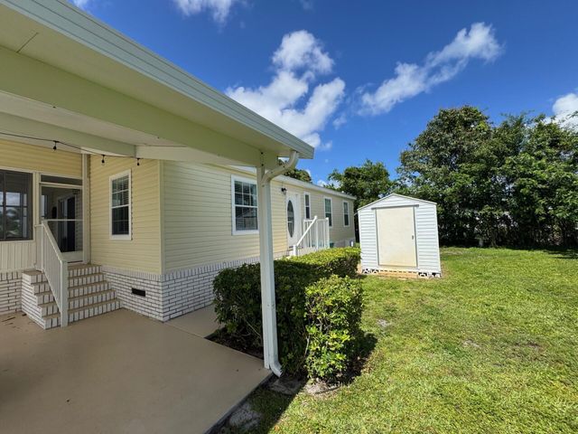 8924 Princess Donna Court E, Boynton Beach, FL 33436