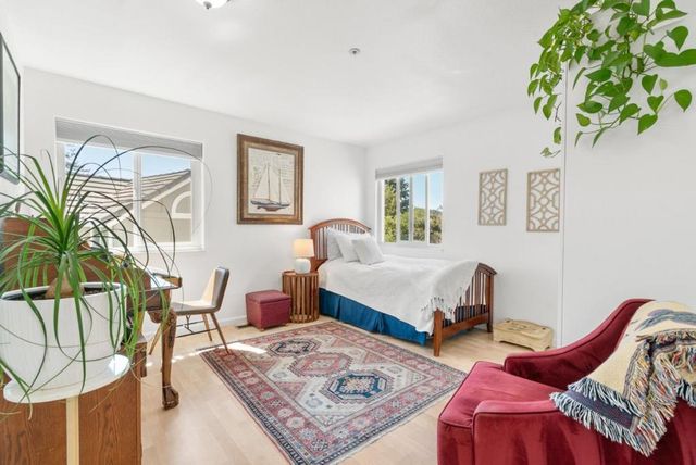 104 Golden Eagle Court, Scotts Valley, CA 95066