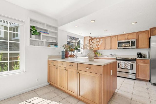 104 Golden Eagle Court, Scotts Valley, CA 95066
