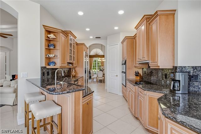 7774 Mulberry LN, Naples, FL 34114