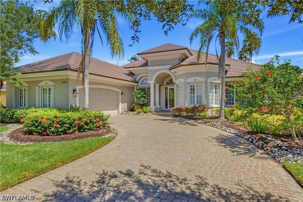7774 Mulberry LN, Naples, FL 34114
