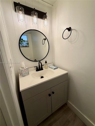 17000 NW 67th Avenue 130, Hialeah, FL 33015