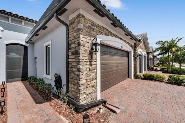 7721 S Blue Spring Drive, Parkland, FL 33067