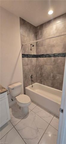 4602 25th ST SW, Lehigh Acres, FL 33973