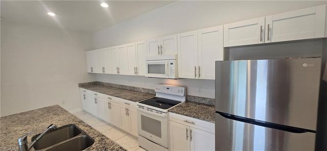 4602 25th ST SW, Lehigh Acres, FL 33973