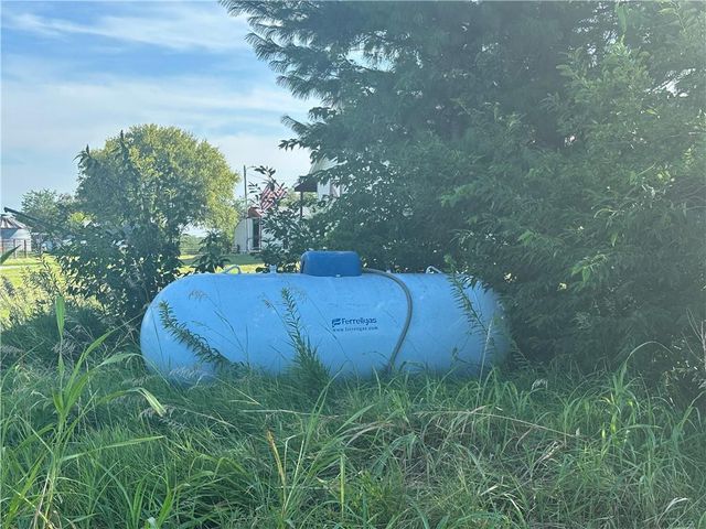 9226 427 Road, Savannah, MO 64485