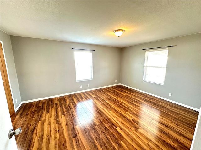 9226 427 Road, Savannah, MO 64485