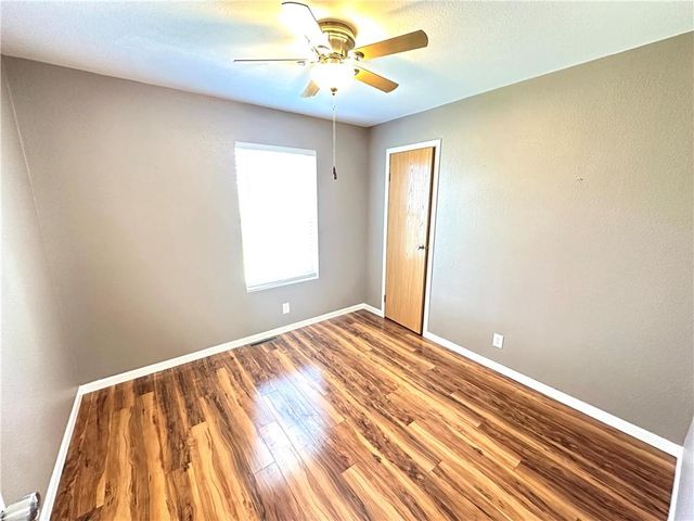 9226 427 Road, Savannah, MO 64485