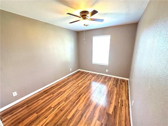 9226 427 Road, Savannah, MO 64485