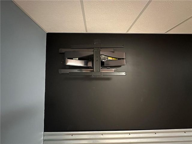 9226 427 Road, Savannah, MO 64485