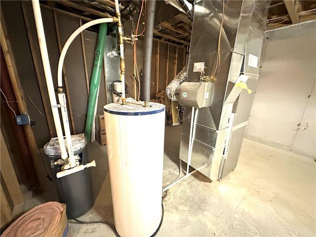 9226 427 Road, Savannah, MO 64485