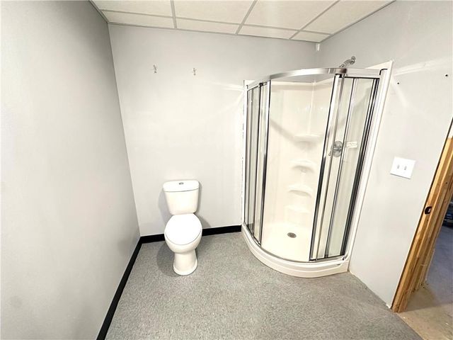 9226 427 Road, Savannah, MO 64485