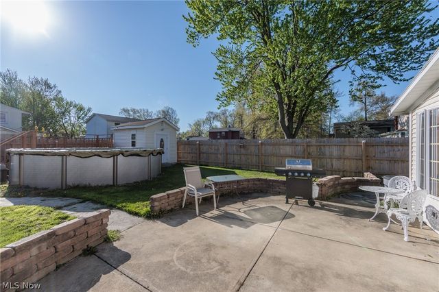 4817 Edgewood Drive, Lorain, OH 44053