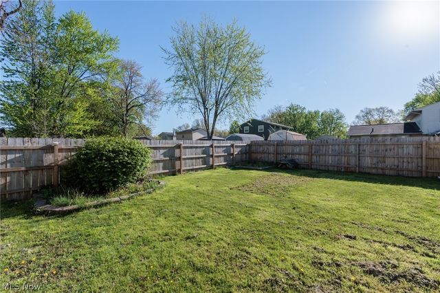 4817 Edgewood Drive, Lorain, OH 44053