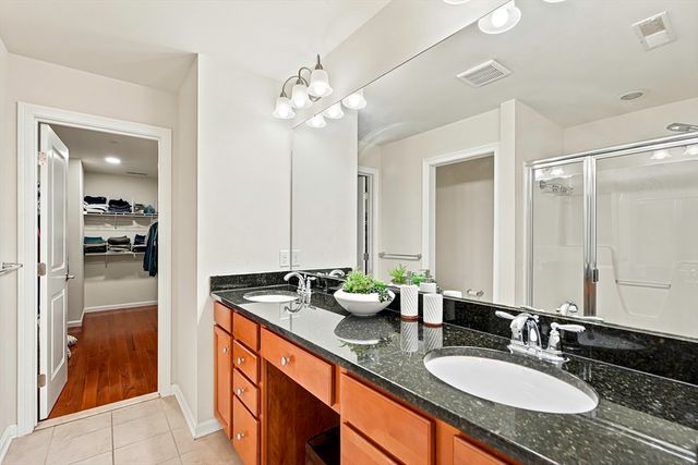 39 Frostpane Ln 39, Hopkinton, MA 01748