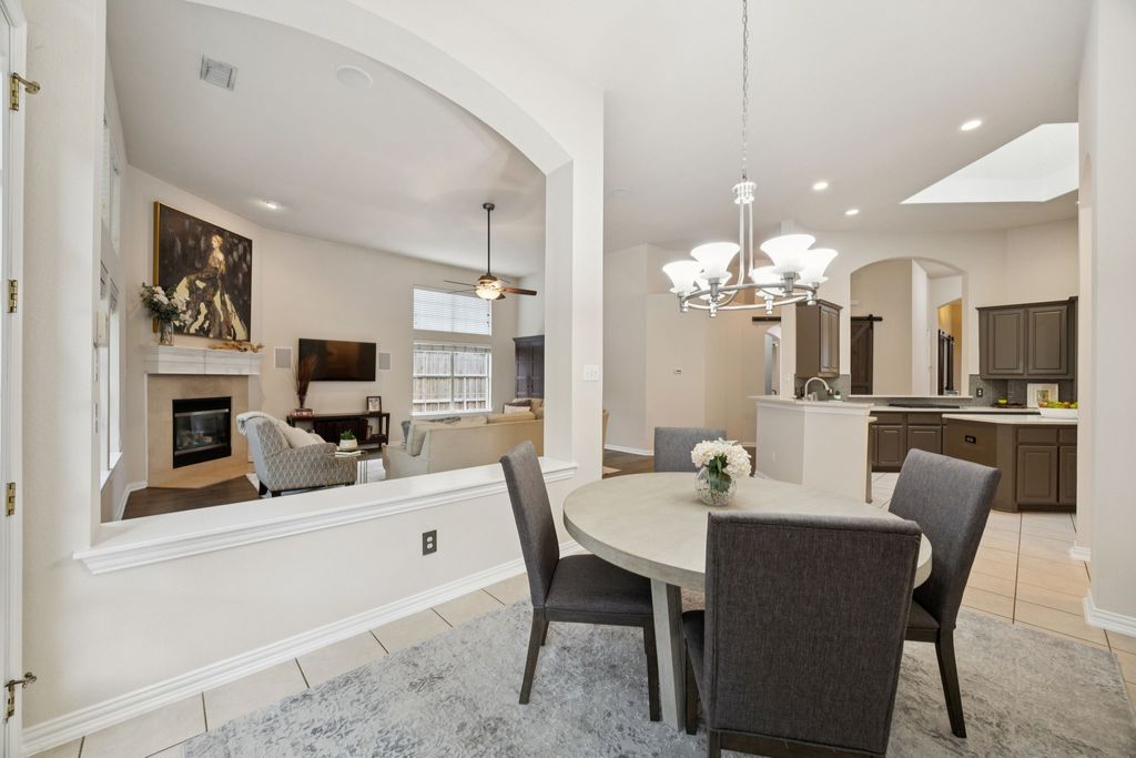 property-img