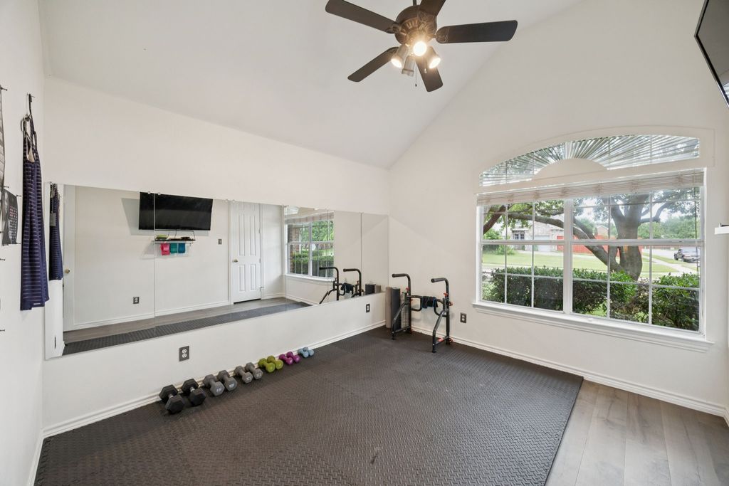 property-img