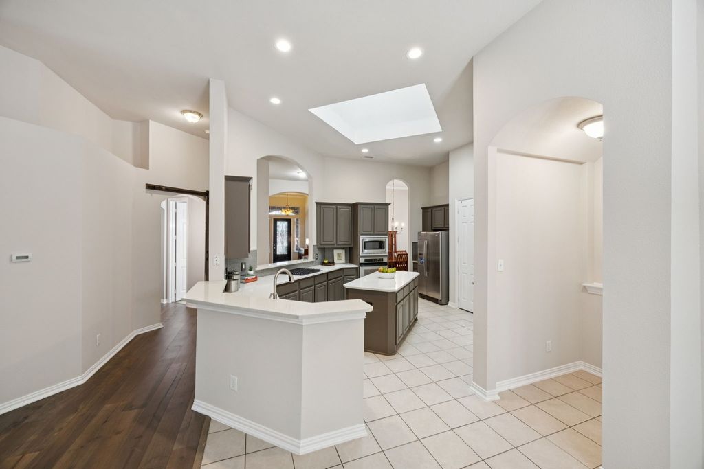 property-img