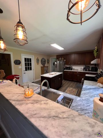 310 Forest Hill, Warner Robins, GA 31088