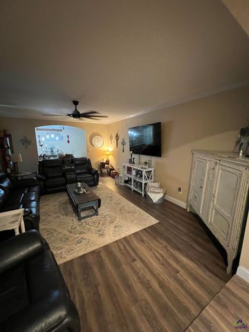 310 Forest Hill, Warner Robins, GA 31088