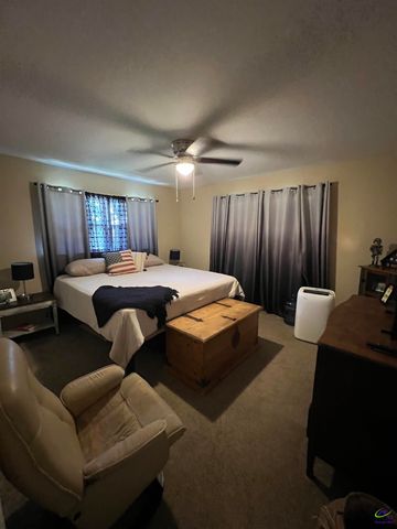310 Forest Hill, Warner Robins, GA 31088