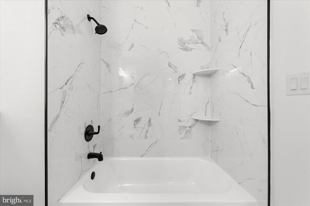 524 E PENN ST, Philadelphia, PA 19144