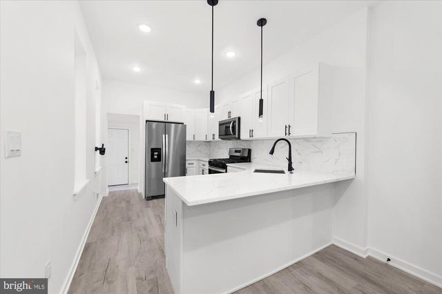 524 E PENN ST, Philadelphia, PA 19144