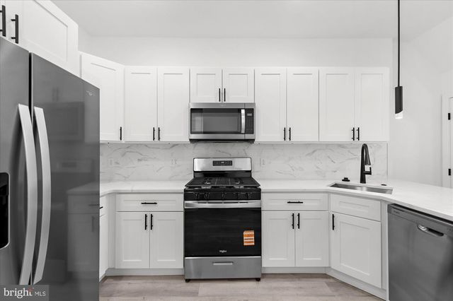 524 E PENN ST, Philadelphia, PA 19144