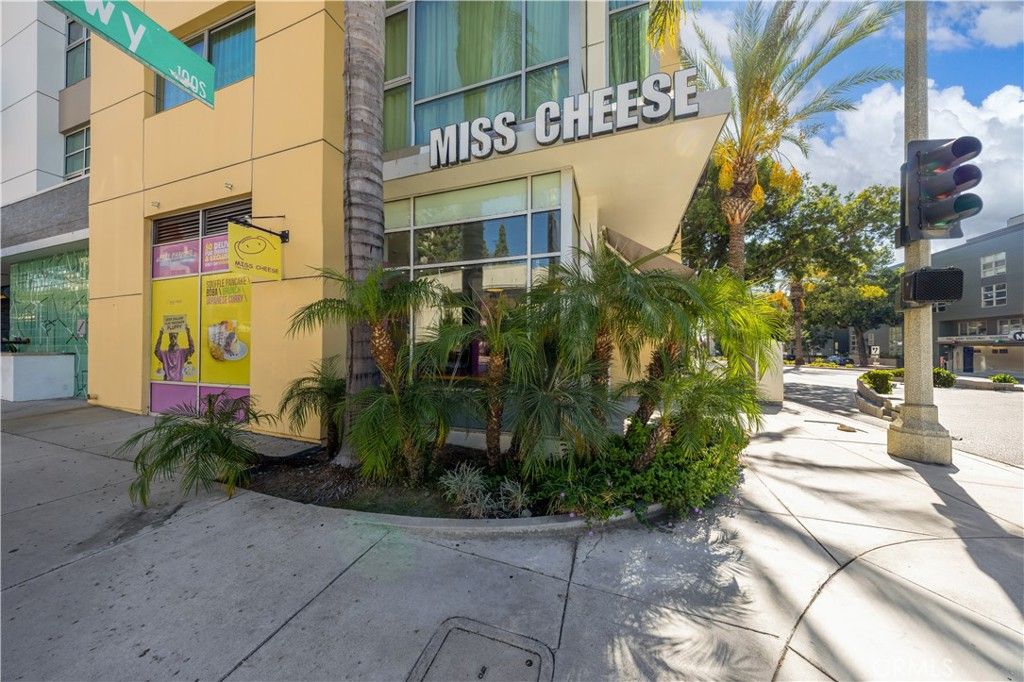 238 S Arroyo Pkwy 110, Pasadena, CA 91105 — photo 2