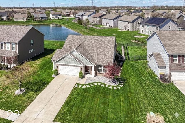 6236 N Woods Edge Court, Mccordsville, IN 46055
