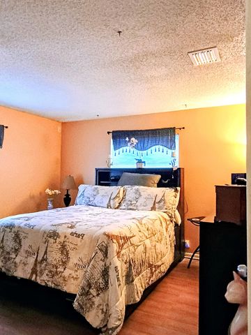 649 58TH Street, West Palm Beach, FL 33407