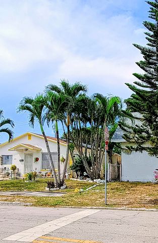 649 58TH Street, West Palm Beach, FL 33407