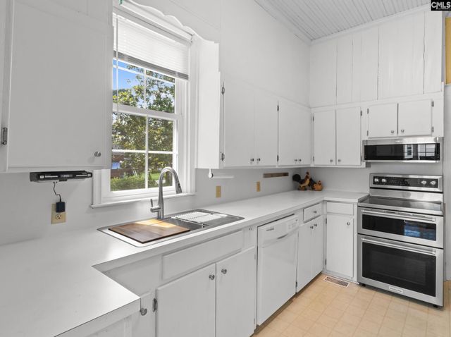626 E Hampton Street, Olanta, SC 29114