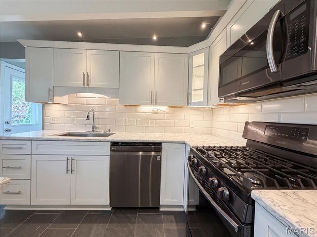 510 Wicklow Drive, Ballwin, MO 63021